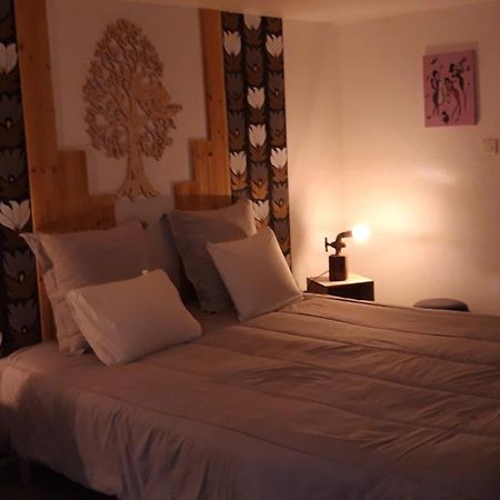 Bed and Breakfast Le Bois De Laval Marey-les-Fussey Екстер'єр фото