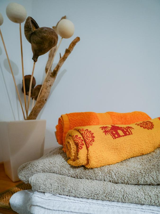 Bed and Breakfast Le Bois De Laval Marey-les-Fussey Екстер'єр фото