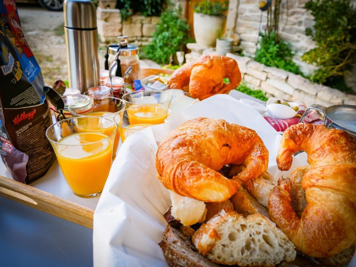 Bed and Breakfast Le Bois De Laval Marey-les-Fussey Екстер'єр фото